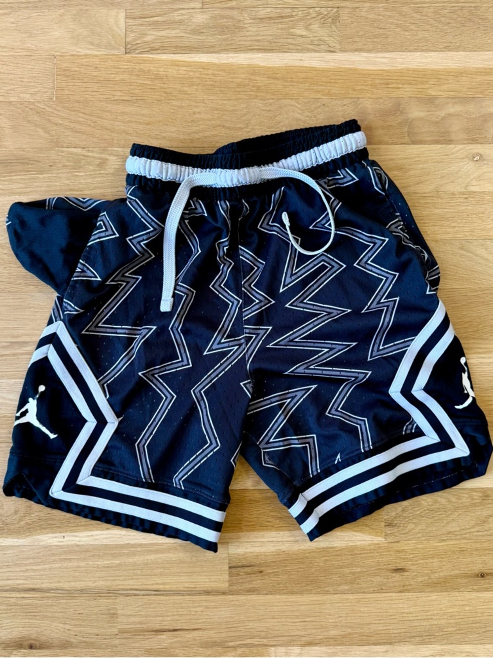 Jordan Black & White Zigzag Graphic Basketball Shorts